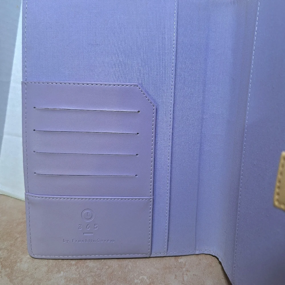 Franklin Covey 365 Purple Floral Organizer Cover Snap Front 7x9 Pockets CC Slots